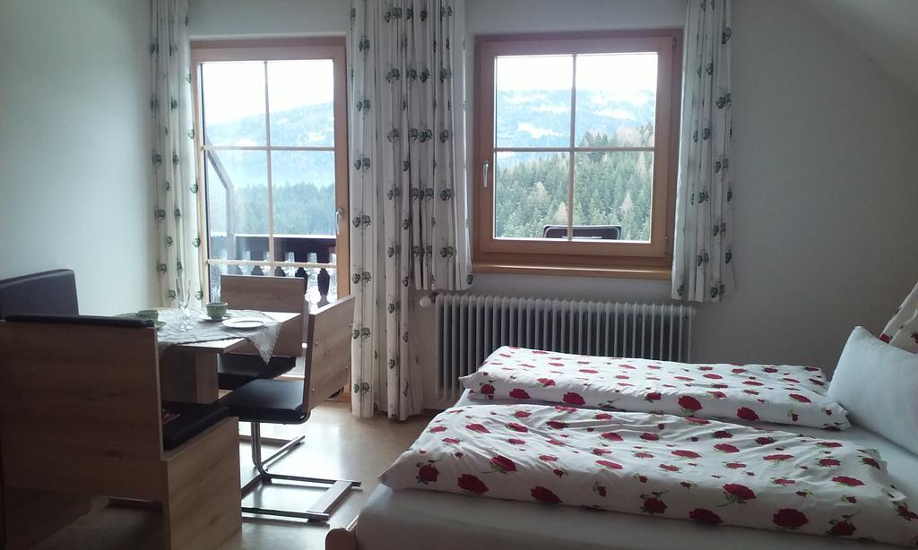 Ferienwohnungen Bachergut Mariapfarr Bagian luar foto