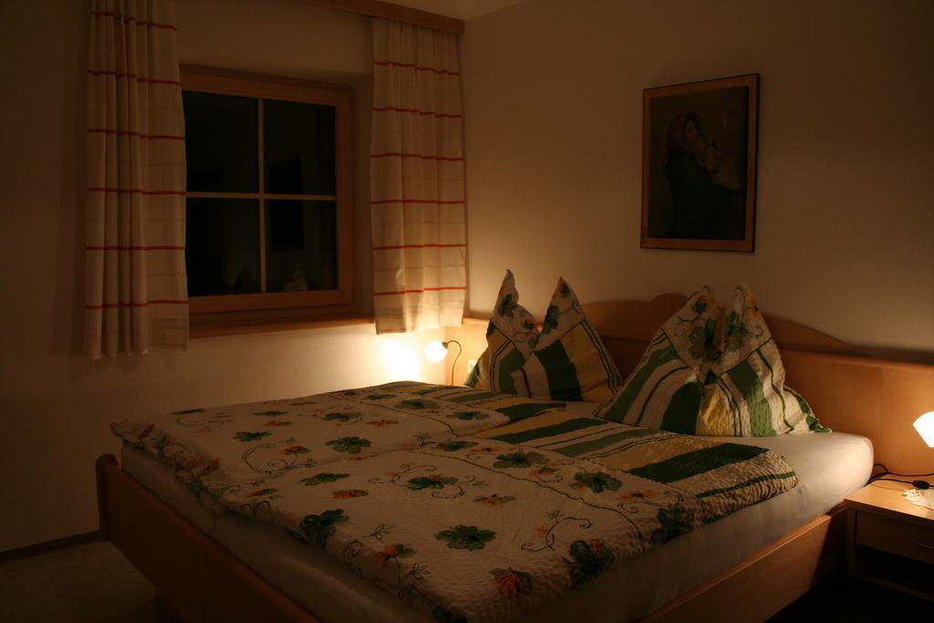 Ferienwohnungen Bachergut Mariapfarr Ruang foto